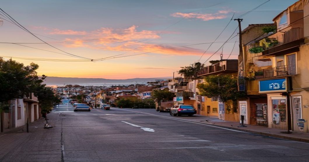 La Linea Neighbourhood Guide 2026: Centro, Campamento, Santa Margarita and Which Barrio Suits You