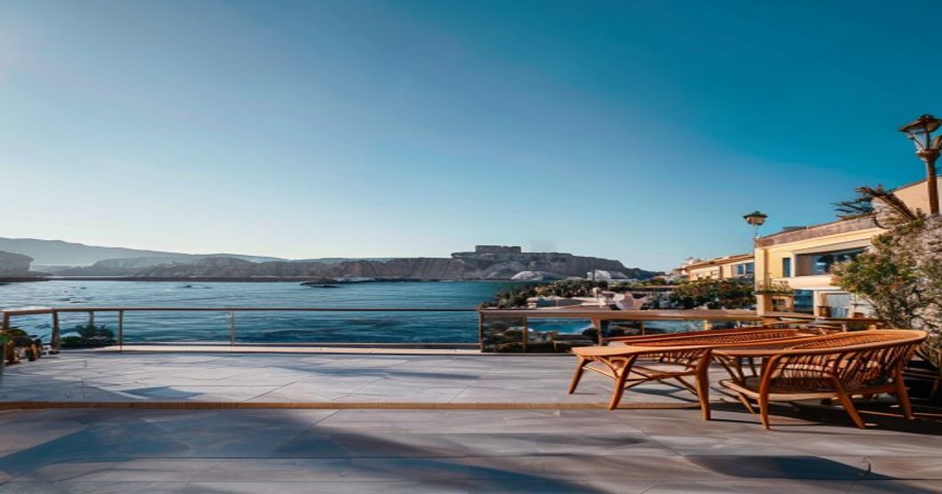 La Línea en invierno 2026: Por qué la temporada baja es el mejor momento para visitar (y dónde alojarse)